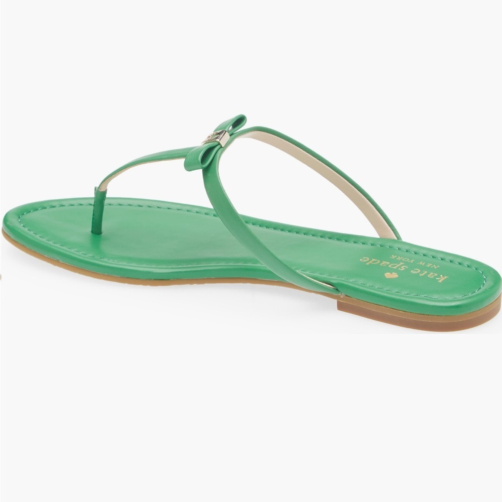 Kate Spade New York Penny Sandal in Green Bean Size 5M NIB - Picture 2 of 7
